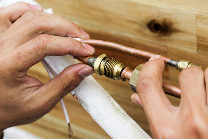 Có nên thay ống đồng khi đổi điều hòa mới?