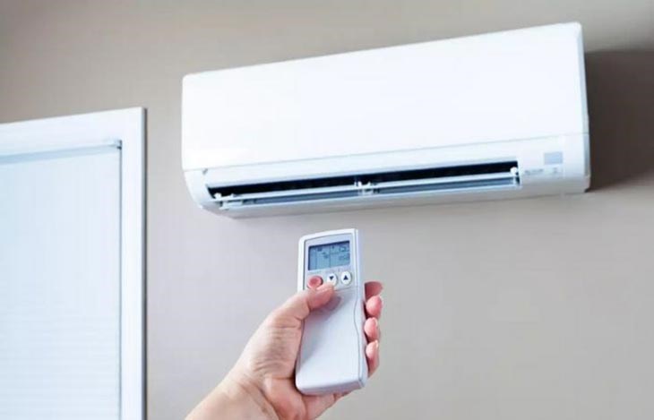 Kiểm tra cảm biến nhiệt độ khi điều hòa Panasonic báo lỗi H51