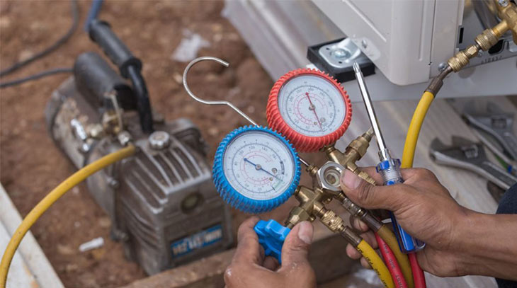 Lỗi EC điều hòa Nagakawa do thiếu hoặc hết gas