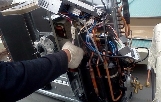 Quạt dàn nóng gặp sự cố