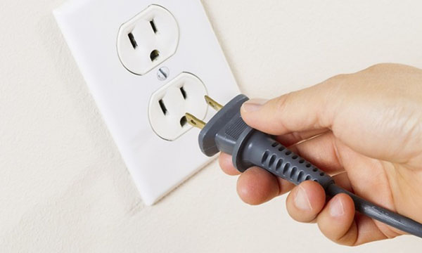 Dây kết nối khóa cửa máy giặt Toshiba bị lỏng gây lỗi E21