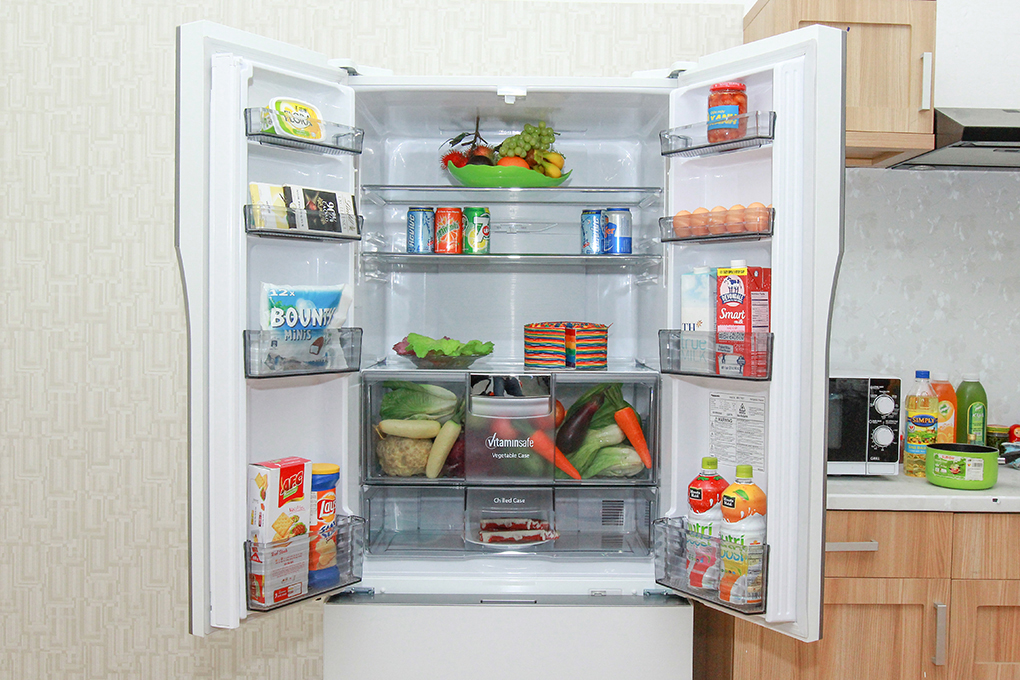 Tủ lạnh Panasonic 491 lít NR-CY558GWVN Ngăn Đá Dưới