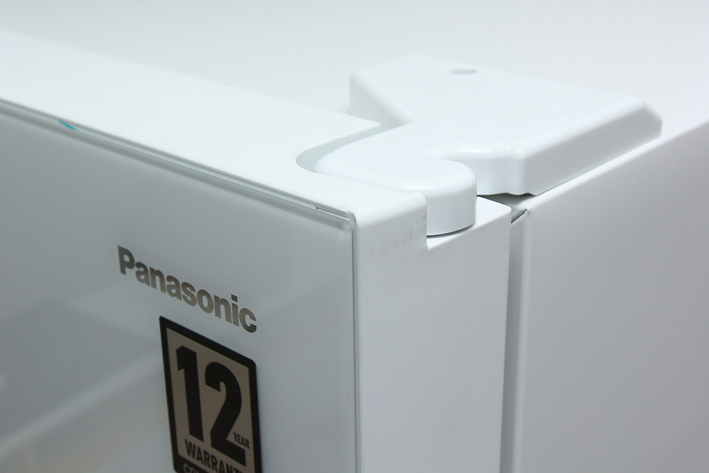 Tủ lạnh Panasonic 491 lít NR-CY558GWVN Ngăn Đá Dưới